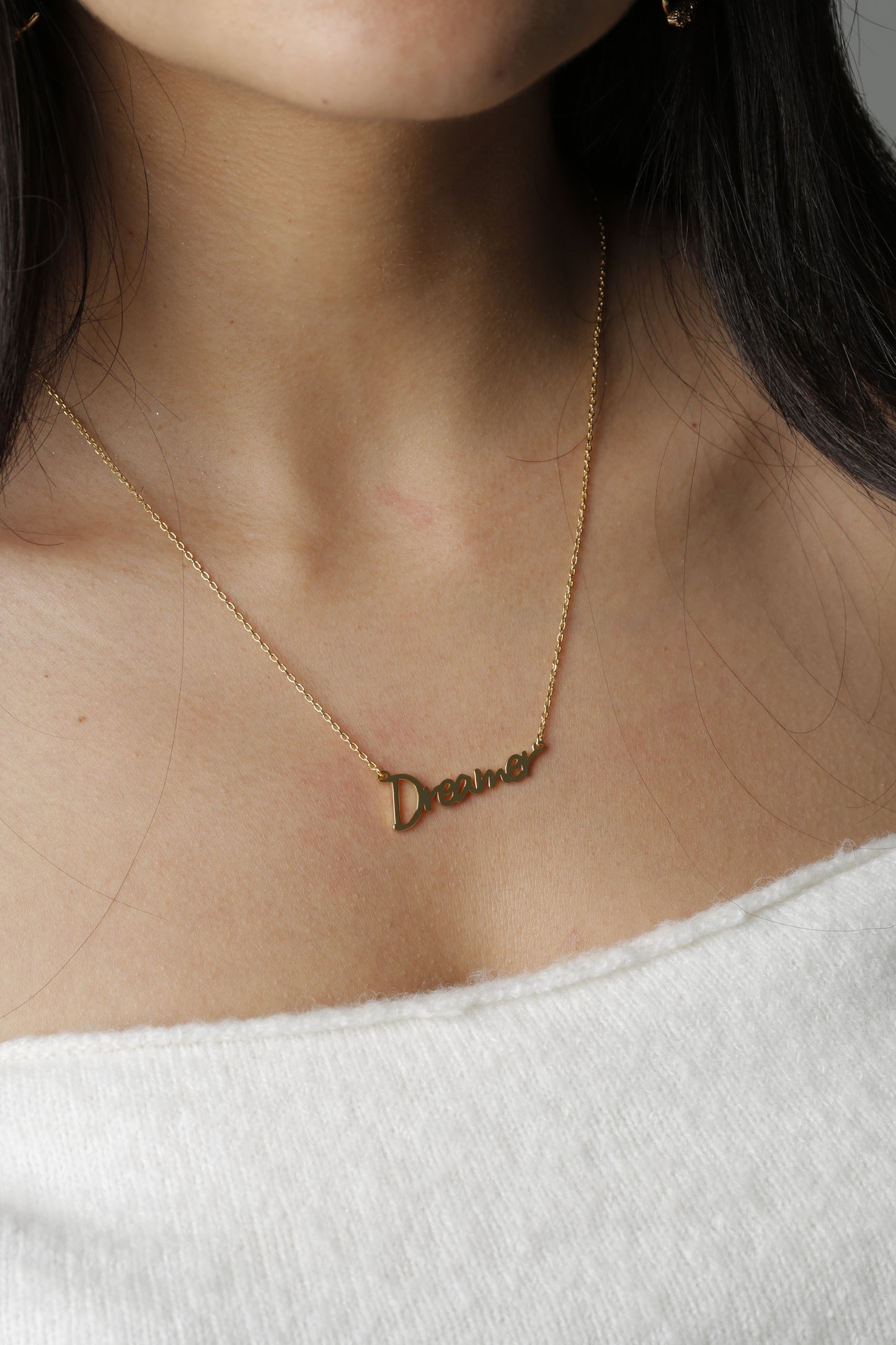 Delicate Dreamer Necklace - Gold Elegant Letter